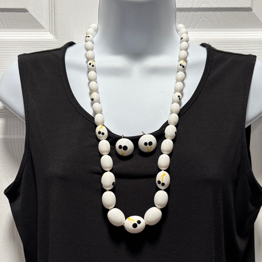 SOLD Vintage Elegant White with yellow & Black Beaded Necklace with earrings